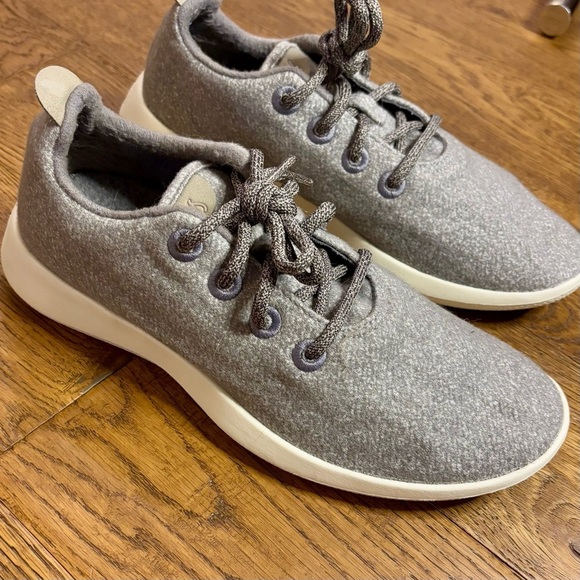 Allbirds Men’s Wool Runners - Picture 8 of 9